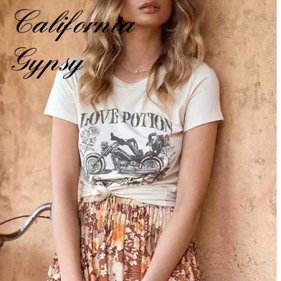 NO BRAND Tops - LAST ONE🎉Love Potion Motorcycle Tshirt